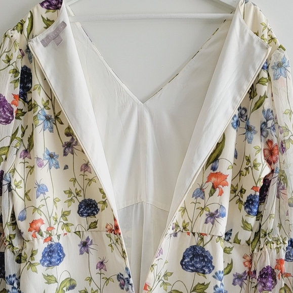 Chelsea 28 Floral Longsleeve Maxi Dress - Picture 6 of 12
